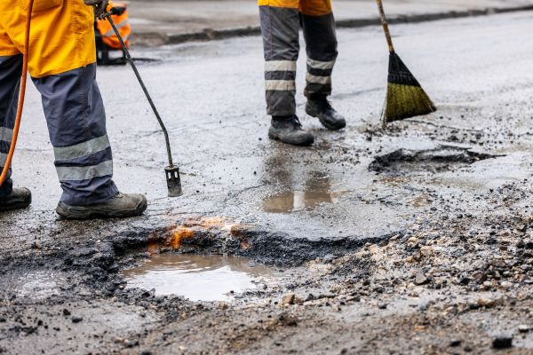 Cost of Gravel Pothole Repair in Akron